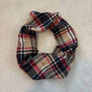 D&Y Herringbone Infinity Scarf in Black, Tan & Red